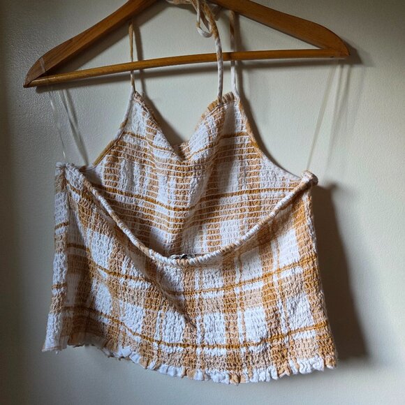 LIKE NEW AMERICAN EAGLE SMOCKER HALTER CROP TOP SIZE XL - Picture 2 of 12